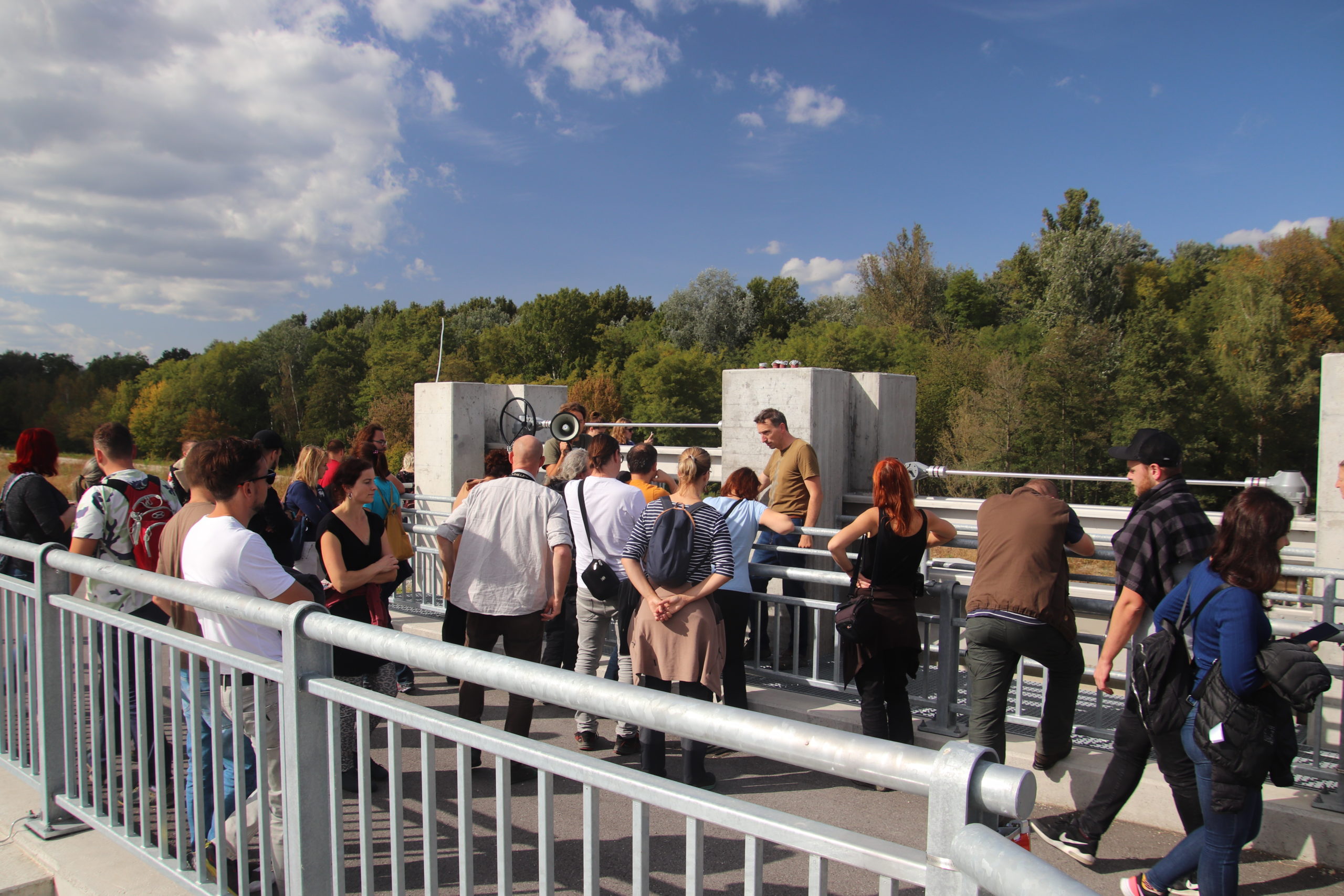 A demonstration of the entire technology of the fish bypass with its designer from VERBUND Hydro Power GmbH